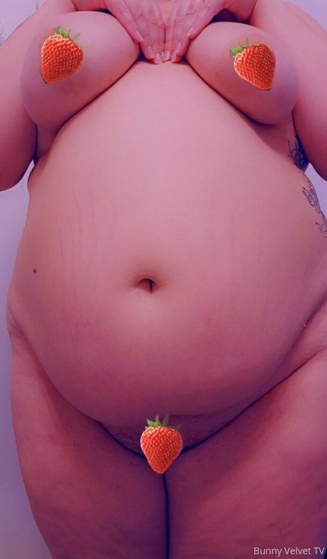 bunnyvelvettvfree buen modelo imágenes