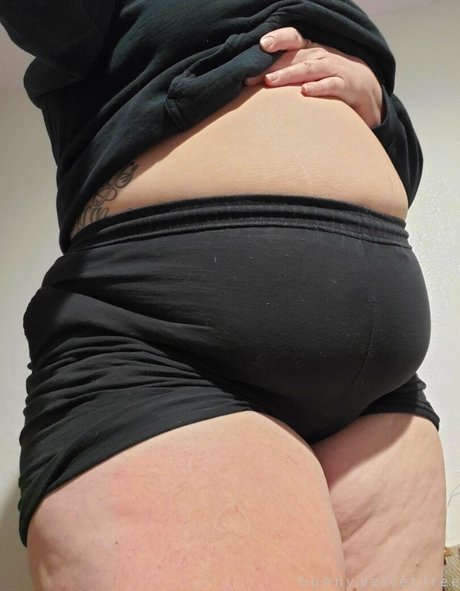 bunnyvelvettvfree desnudos estrella porno fotos