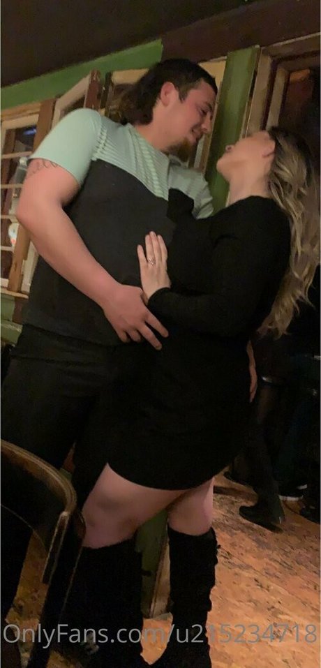 thickmommarie modelo pornografico recopilación