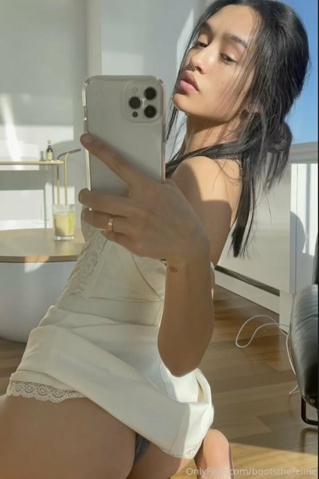bootsthefeline modelo pornografico imagen