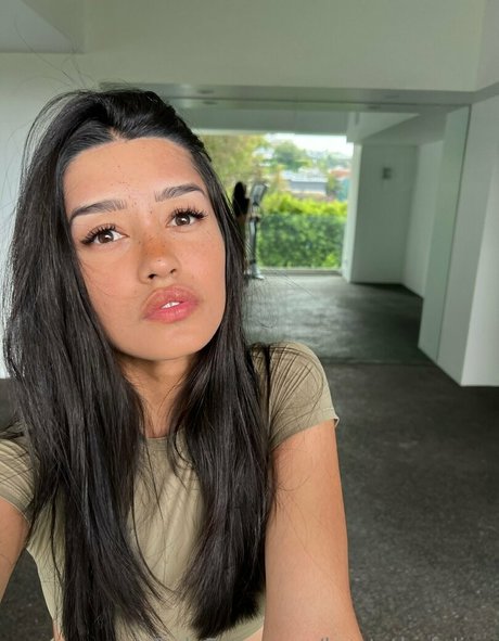 bootsthefeline bonita actriz galería