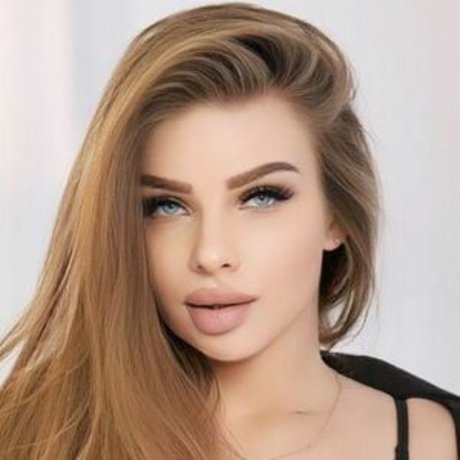 Tati phoenix777 modelo desnuda archivo