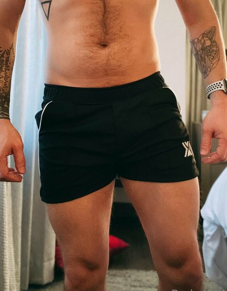 aaronburkexxx actriz de desnudos imágenes