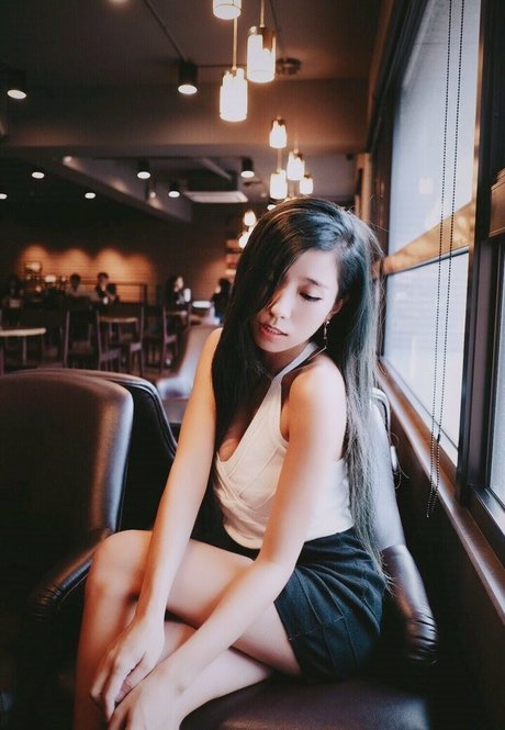 Chopperting hermosa modelo fotos