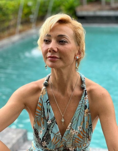 Mommy Di hermosa estrella porno galería