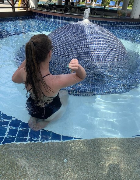 faithcfree buen modelo foto