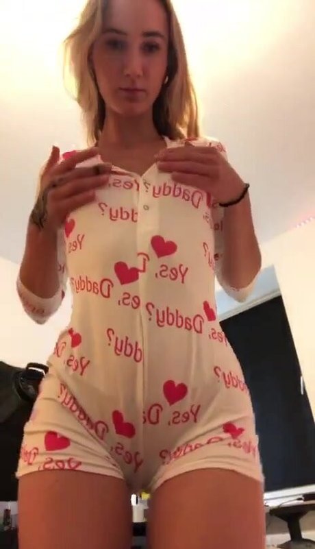 Haileyanderson actriz xxx foto