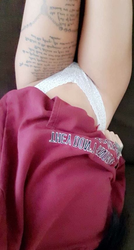 Hollie Stafford estrella xxx galería