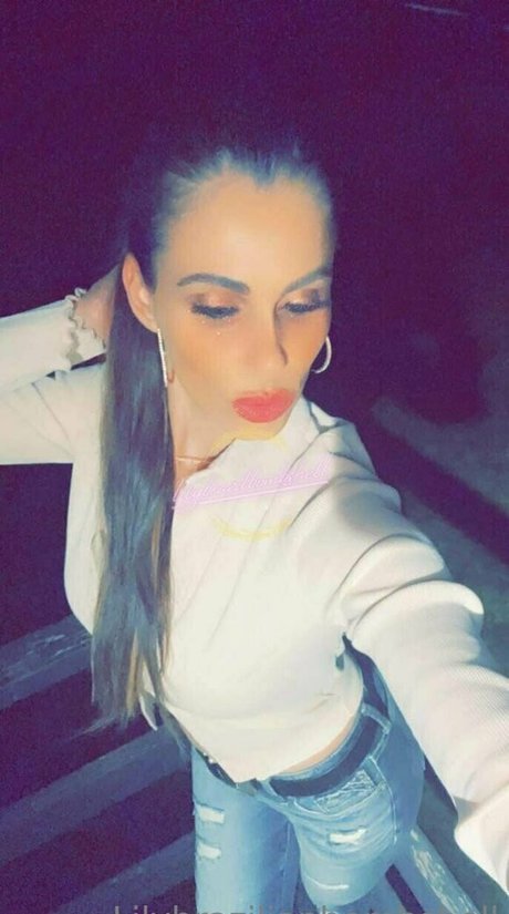 lilybrazilianbombshell estrella porno sexy imagen