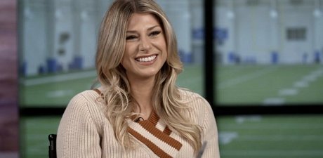 milf al aire libre onlyfans sexy de alta calidad imagen