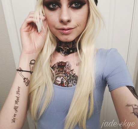 Jade Skye modelo de alta calidad imágenes