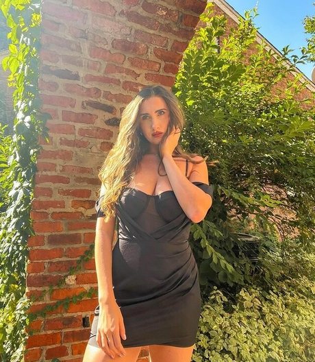 Hannah Kittyxo actriz porno imagen