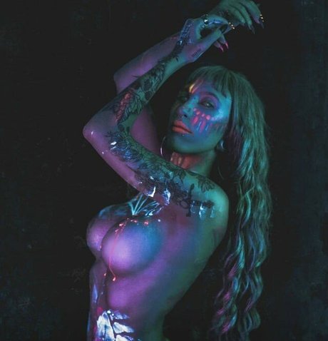 Missmushrooms modelo libre foto