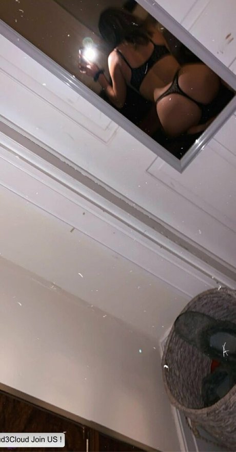 Emmie Garver modelo porno foto