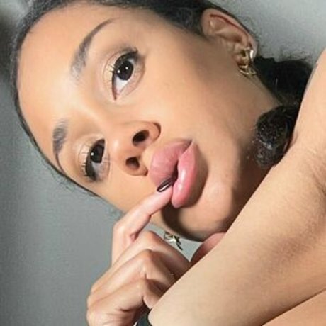 arianaaimesfree modelo porno recopilación