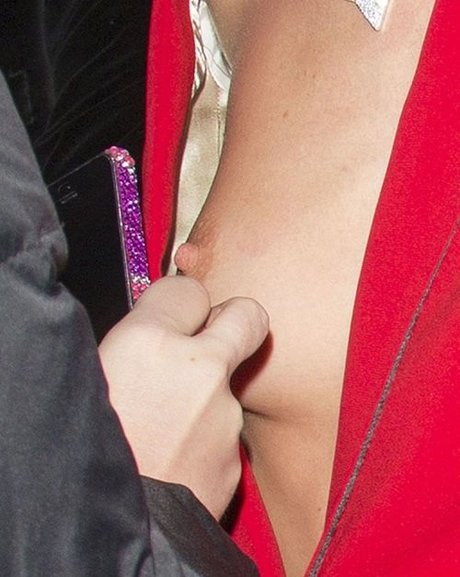 Rosie HW_ modelo libre galería