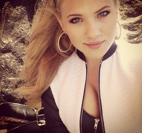 Anja Nissen bonita estrella galerías