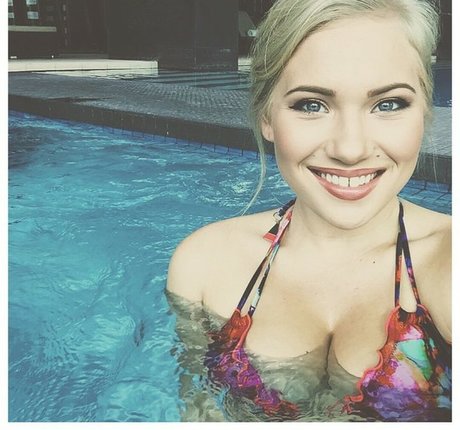 Anja Nissen estrella pornografica fotos