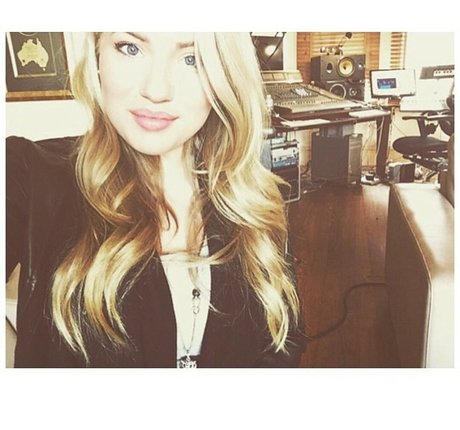 Anja Nissen desnudos estrella galería