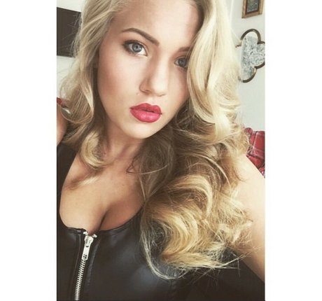 Anja Nissen actriz de alta definición foto