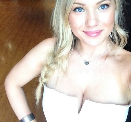 Anja Nissen estrella porno hermosa galerías