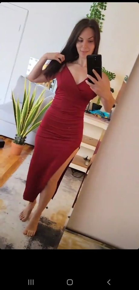 Ciny looney modelo erótico galería