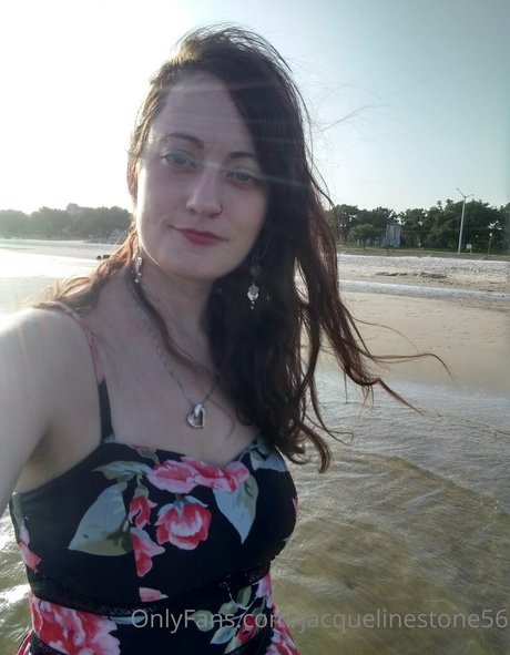 jacquelinestone56 modelo desnudos imágenes