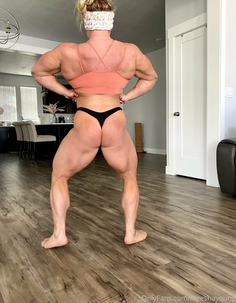 aleeshayoung estrella porno de arte imágenes