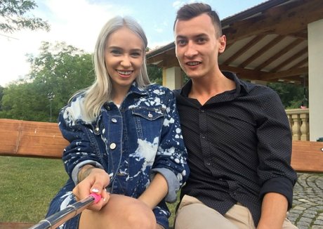 charliedeanporn actriz de alta calidad fotos