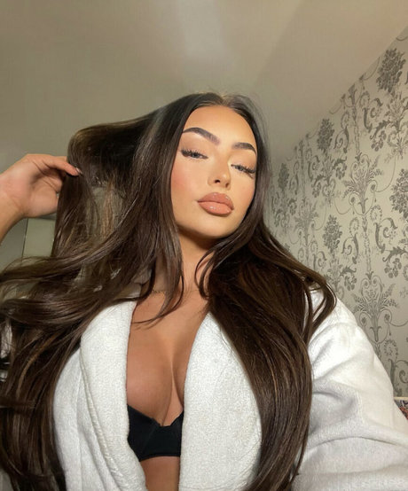 Kiera Lucy sexo estrella fotos