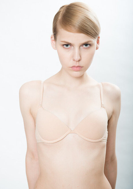 Alina Rin estrella exclusiva foto