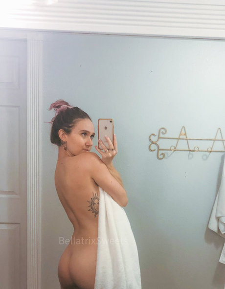 BellatrixSweets actriz atractiva foto