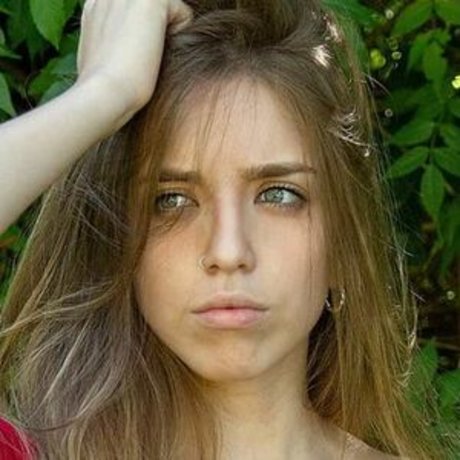 musicmaggie hermosa modelo imagen