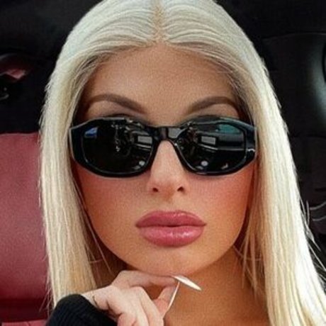 Tsmissmara modelo agradable foto