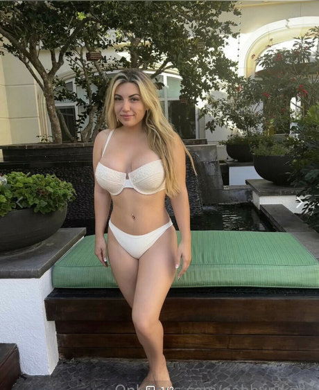 Gabbynikolle modelo erótico imágenes