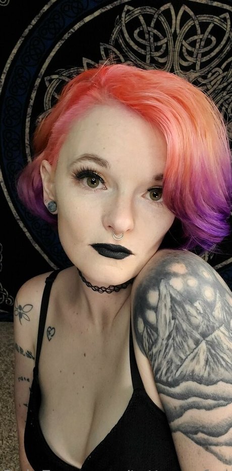 tatteasefree sexo estrella galerías