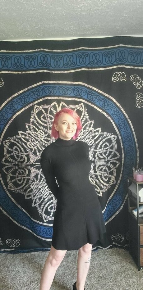 tatteasefree bonita estrella galería