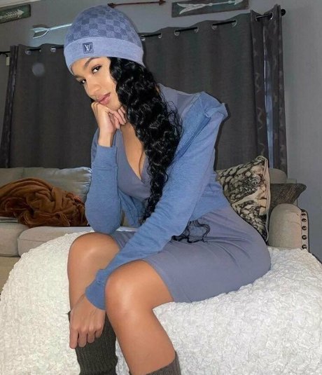 dickratingqueen modelo adulto foto