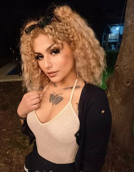 sexxyreddemon sexo modelo imágenes