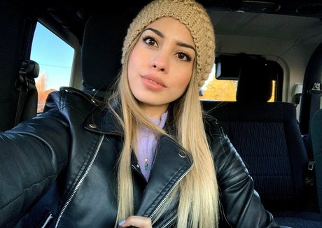 theonlylolypop hermosa estrella porno imagen