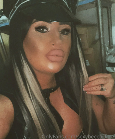 sexybeeea free Fotoaufnahmen