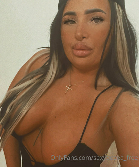 sexybeeea free modelo sexual imagen