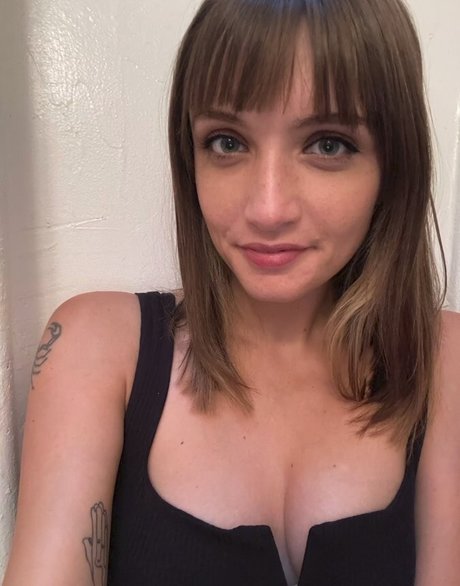 Alanah Mackie xxx estrella porno foto