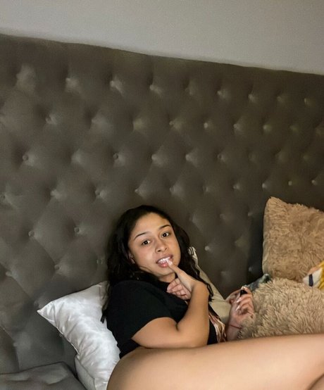 AlessiaSays modelo de arte recopilación