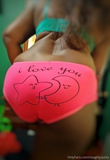 naughtyaunty actriz caliente galería