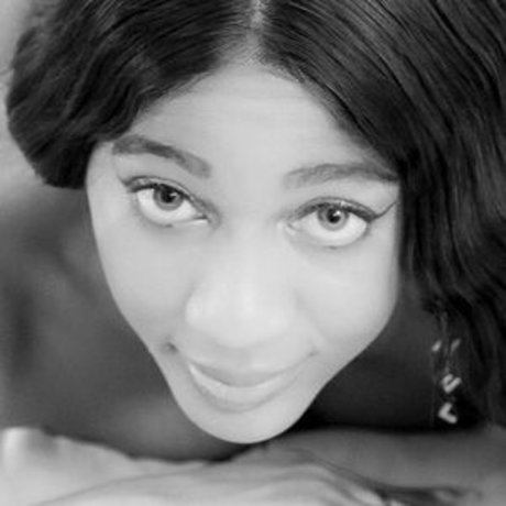 thekourtneemonroe arte modelo galerías