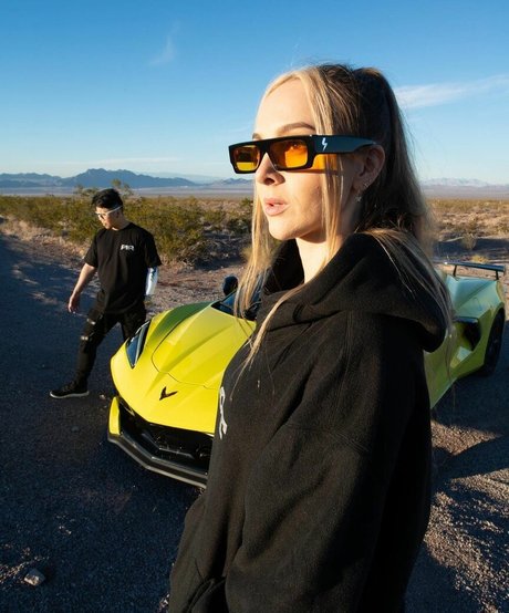 tetas grandes y pequeñas onlyfans sexo caliente galería