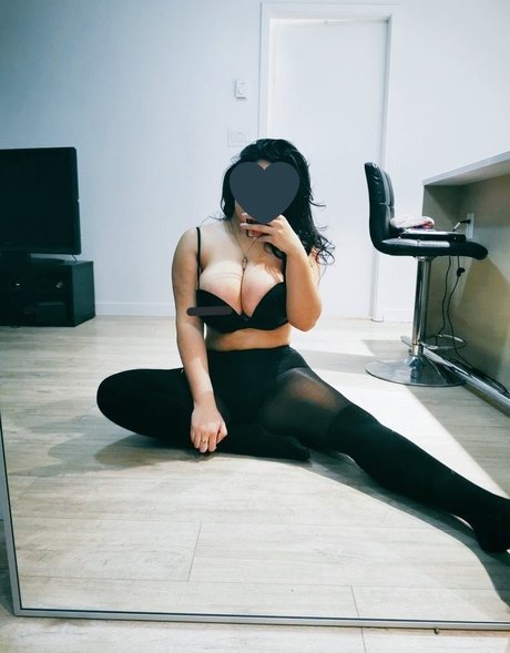 Emma Cassel estrella porno en alta definición galerías