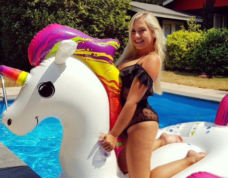 Sensi Lowe estrella desnuda recopilación