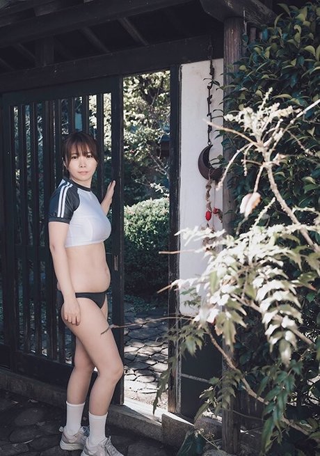 TaakoCc estrella porno desnuda fotos